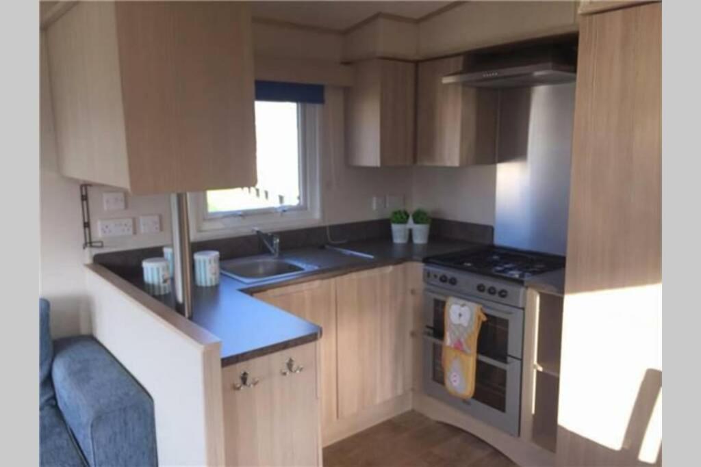 8 Berth Caravan At Parkdean Camber Sands Luaran gambar